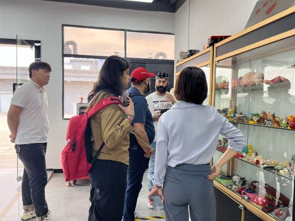 印度客戶來(lái)我司參觀